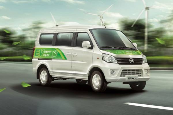 Care sunt măsurile de precauție pentru încărcarea Electric Minivanï¼