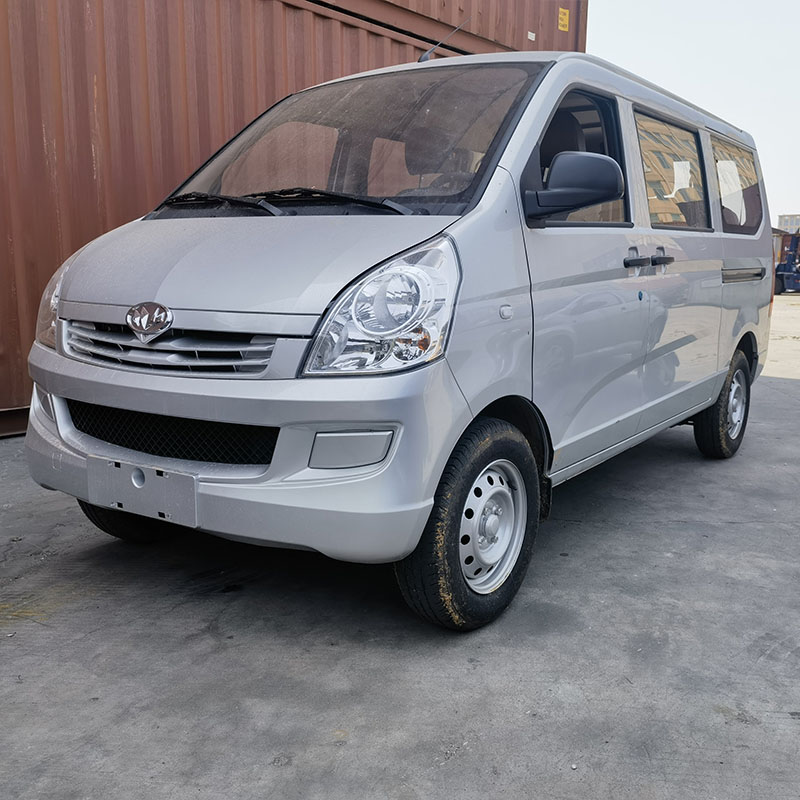 8 Minivan de locuri